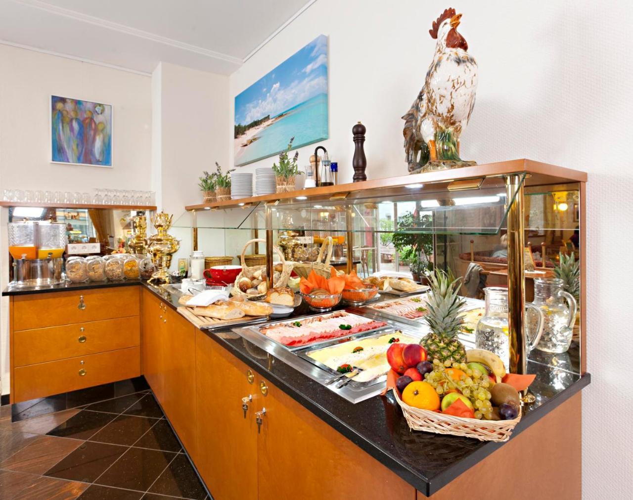 Hotel Greinwald มาร์คโทเบอร์ดอร์ฟ ภายนอก รูปภาพ