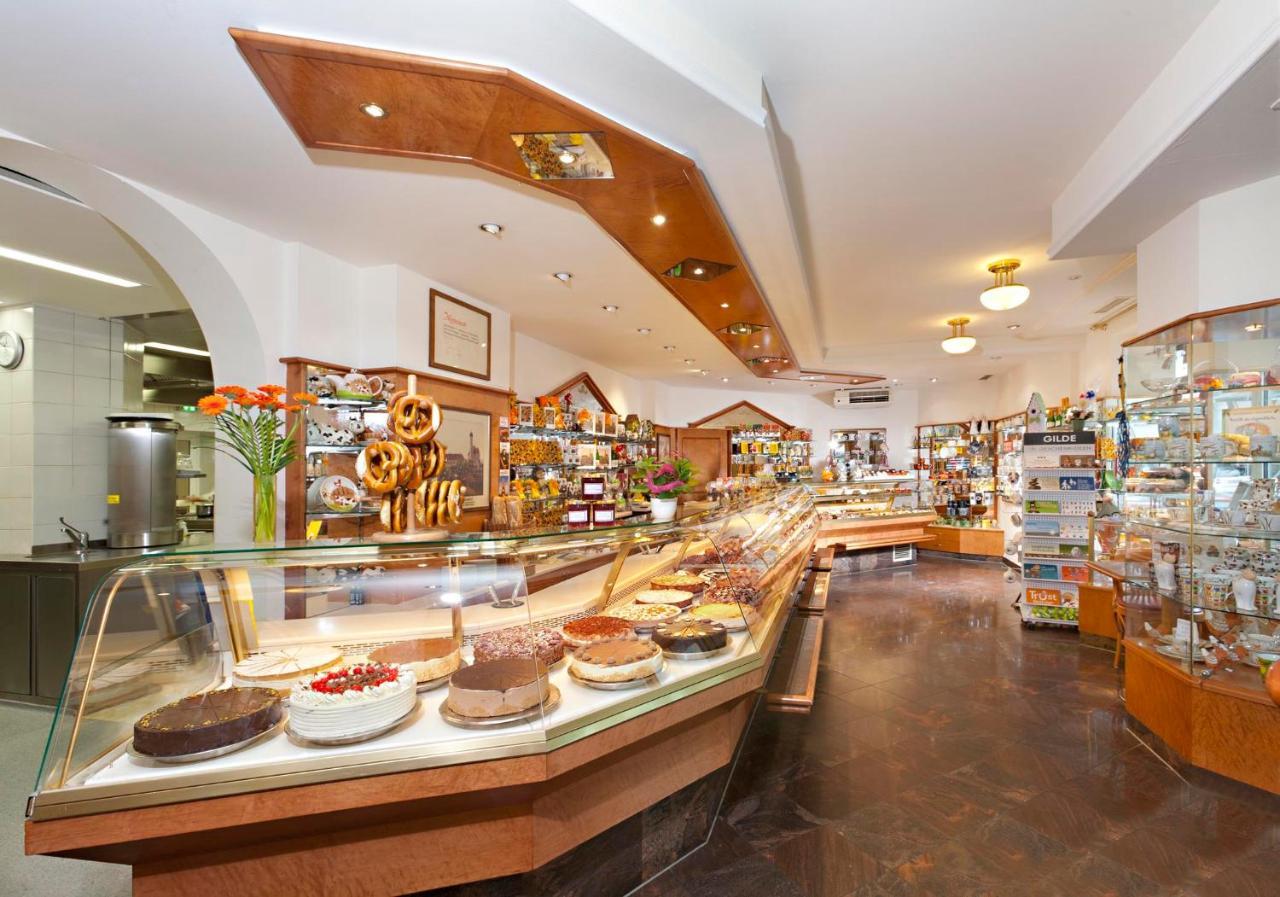 Hotel Greinwald มาร์คโทเบอร์ดอร์ฟ ภายนอก รูปภาพ
