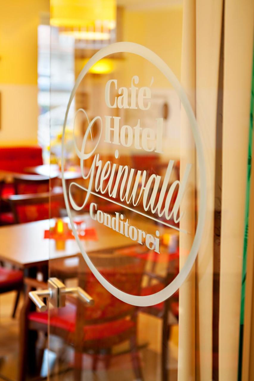 Hotel Greinwald มาร์คโทเบอร์ดอร์ฟ ภายนอก รูปภาพ